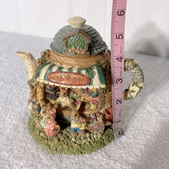 Vintage Rabbit Garden Store Teapot Coin Bank Piggy Bank Figurine - Picture 10 of 11